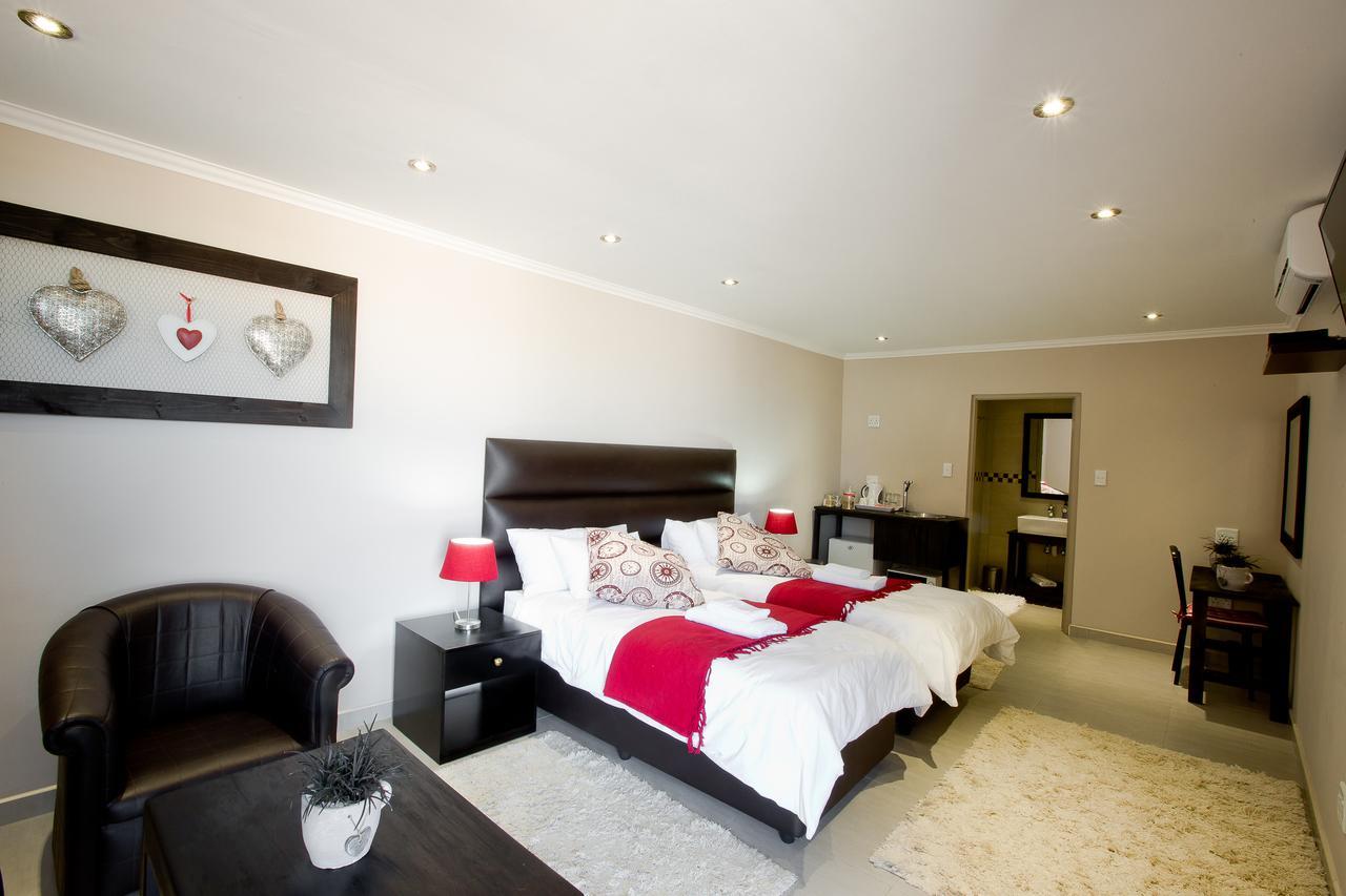 Cavallo Guesthouse Windhoek Buitenkant foto